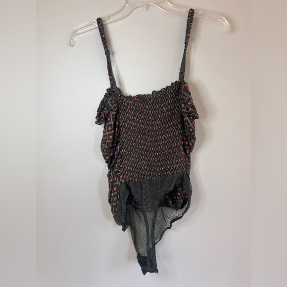 INTIMATELY FREE PEOPLE Dark Floral Ruched Bodysuit Whimsigoth Fairy Grunge Sz M - Picture 7 of 15